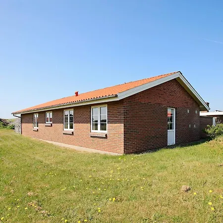 6 Person In Harboore-by Traum * Vejlby (Harboore)