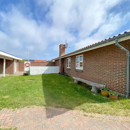 6 Person In Harboore-by Traum *